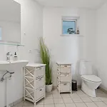 Apartamento Juna - 50m From The Sea By Interhome *