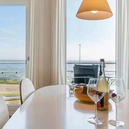 Appartamento Juna - 50m From The Sea By Interhome *